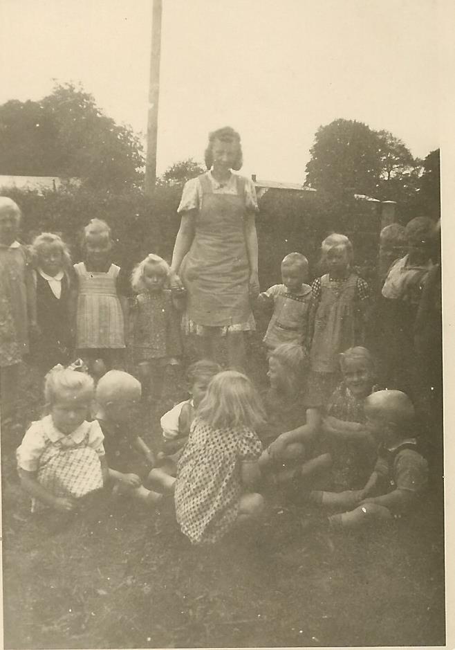 Kindergarten Anfang 1940 Wischhof